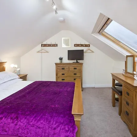 Dewsbury Cottages Apartment York